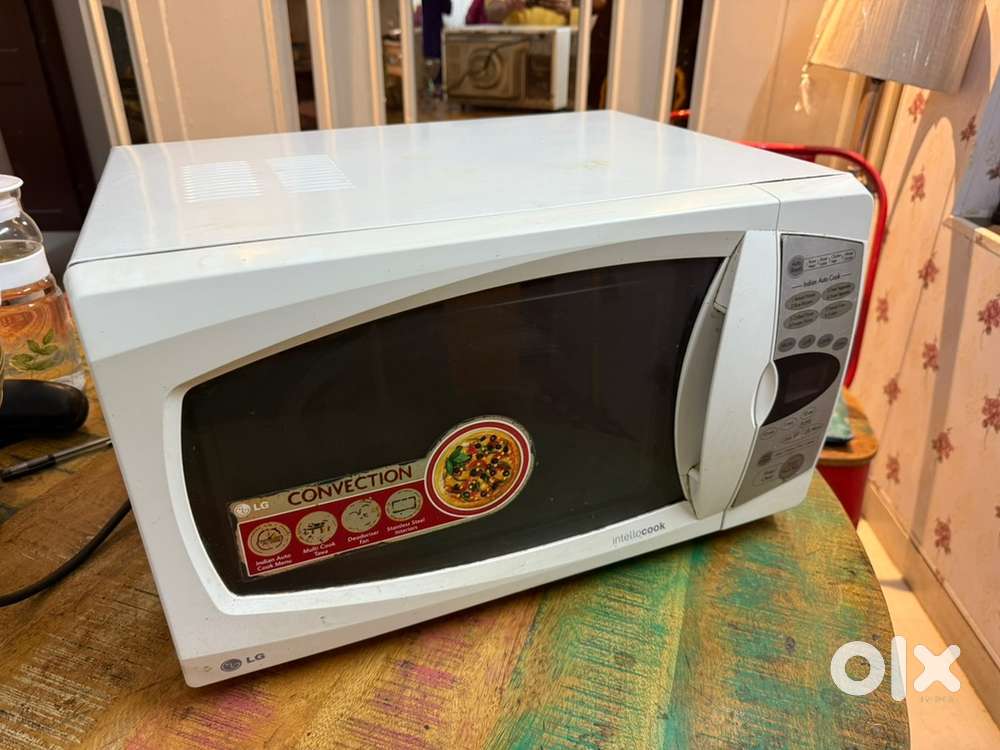 LG Microwave Oven