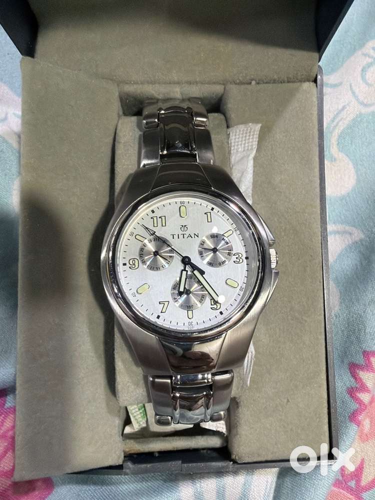 Titan orginal watch