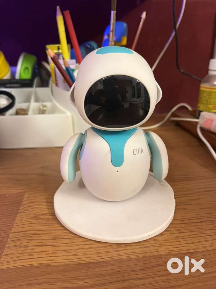 It’s an entertainment robot, sings, records, dances, and plays games