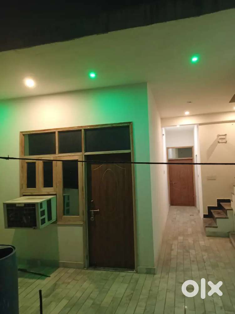 2 big hall for rent for study students and small family with ac