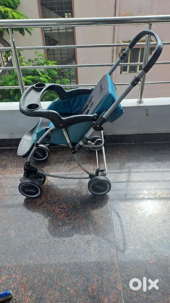 Babyhug stroller