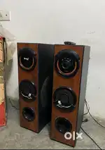 it is a 8w subwoofer of 2 towers and sounds very good