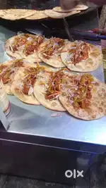 Urgently need cook in Santragachi,Specialist on Eggroll, Mughlai, Momo