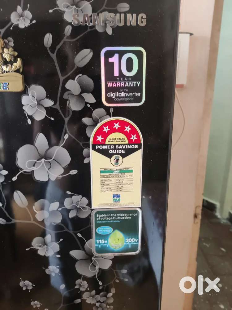 SAMSUNG REFRIGERATOR