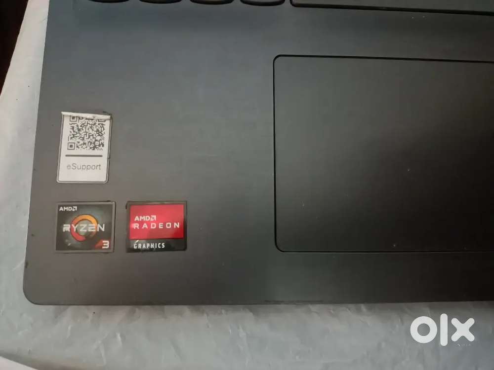 Lenovo Ryzen 3 with Radeon graphics card