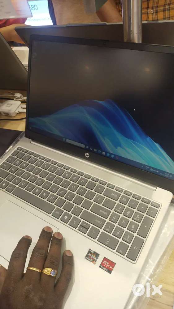 Hp laptop 1 month old