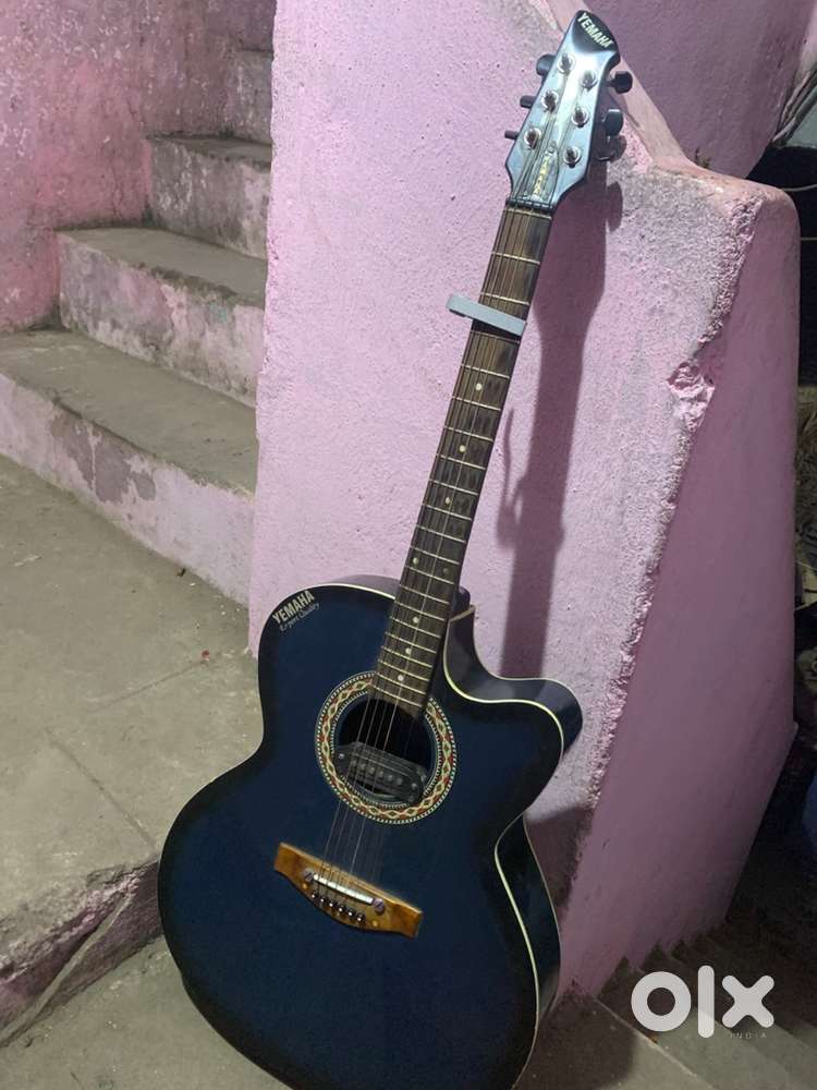 YEHAMA semi electric guitar