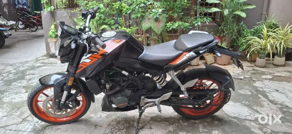 KTM Duke 125 BS4