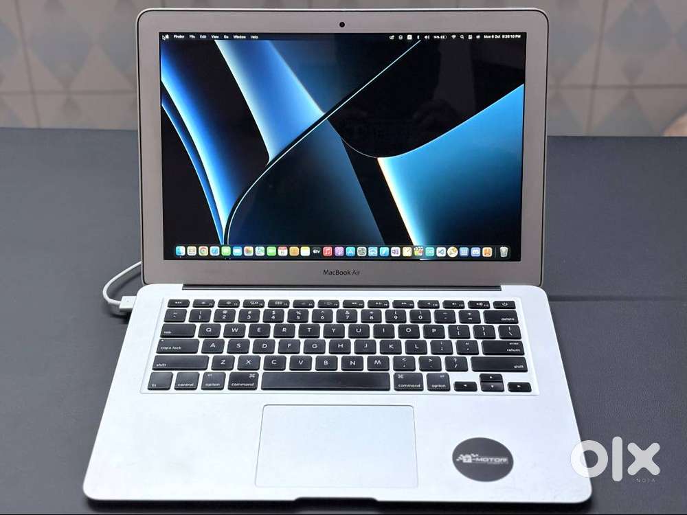 Apple MacBook Air 2017  Excellent Condition  With Bill, Box, Charger