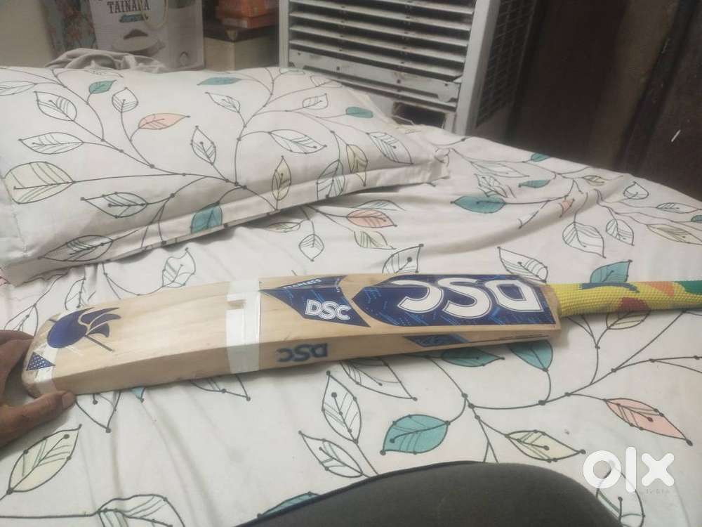 Kashmir and english willow cricket bats ,kits at rupees 1500 bats