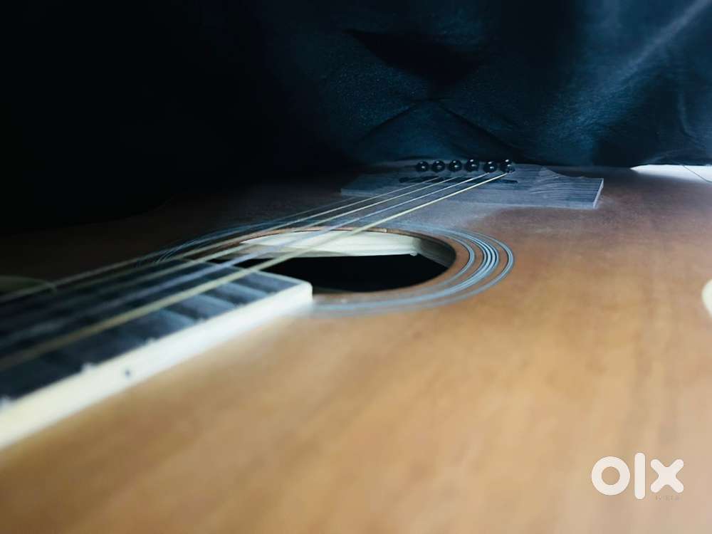 Guitar Acoustic