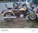 UM comando classic 300cc