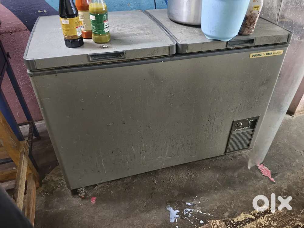 Voltas two in one freezer