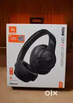 JBL Tune 720BT Over-Ear Wireless Headphones