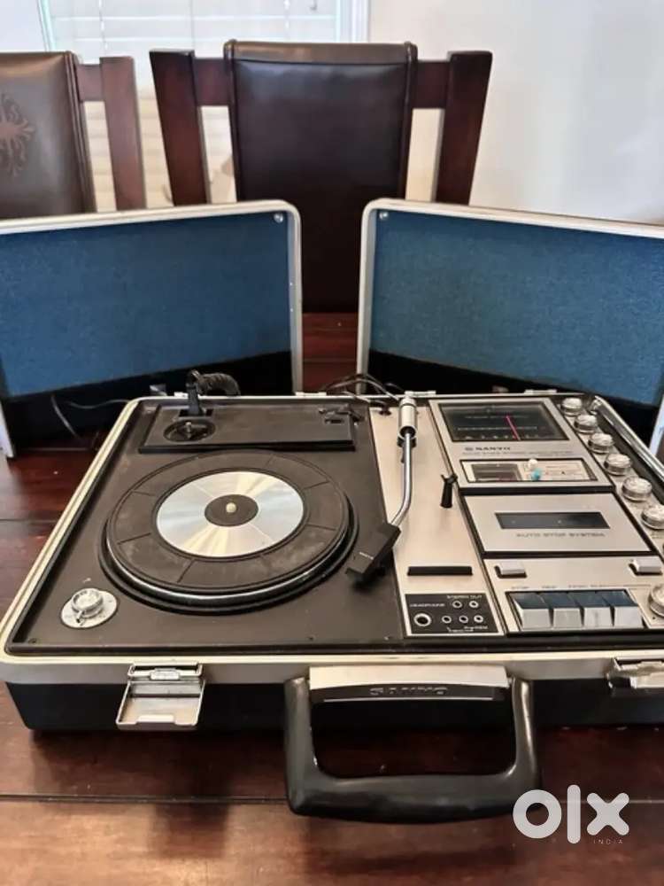 Sanyo Record Player