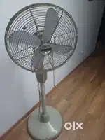Branded  Cinni pedestral fan running in good condition