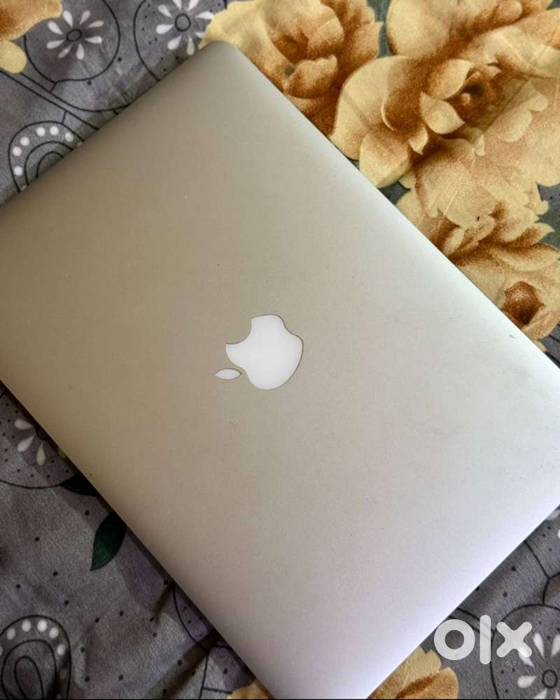 MACBOOK PRO EARLY 2015 MILD CONDITION