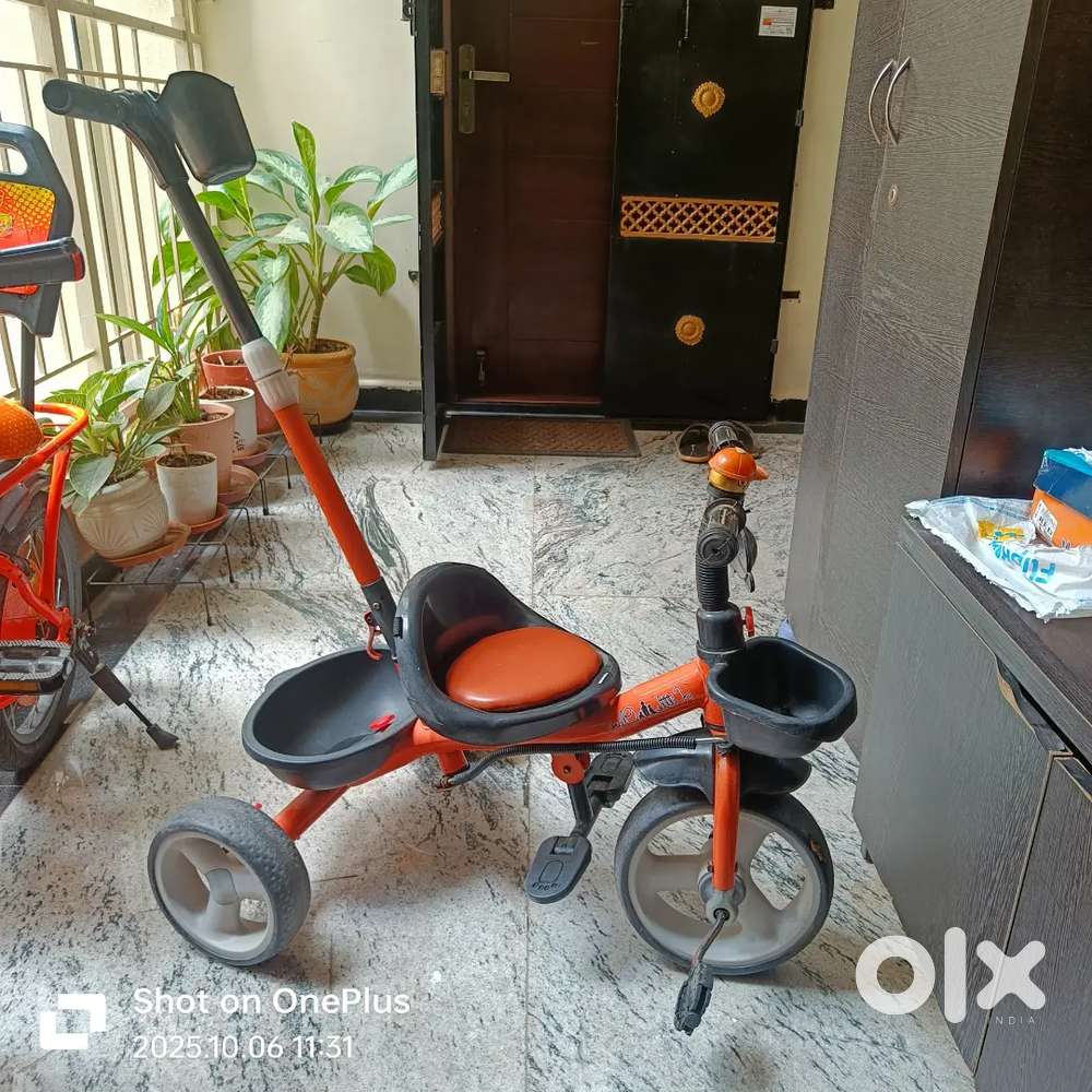 Little olive tricycle