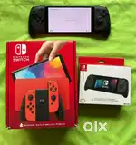 Nintendo Switch OLED Mario Limited Ed.  Red, Bundle Hori Split Pad Pro