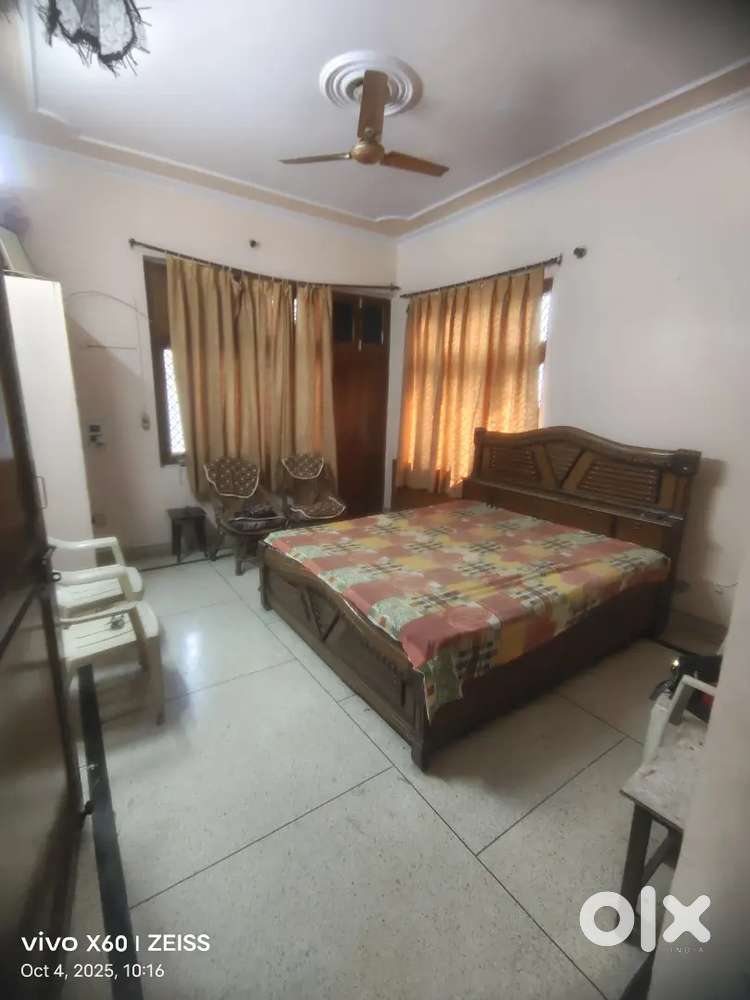 1 BHK semi furnished for rent(not for students)
