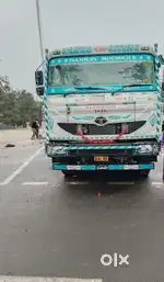 17 month old tata truck 18 wheeler for sale
