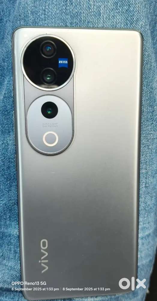 Vivo v40 pro