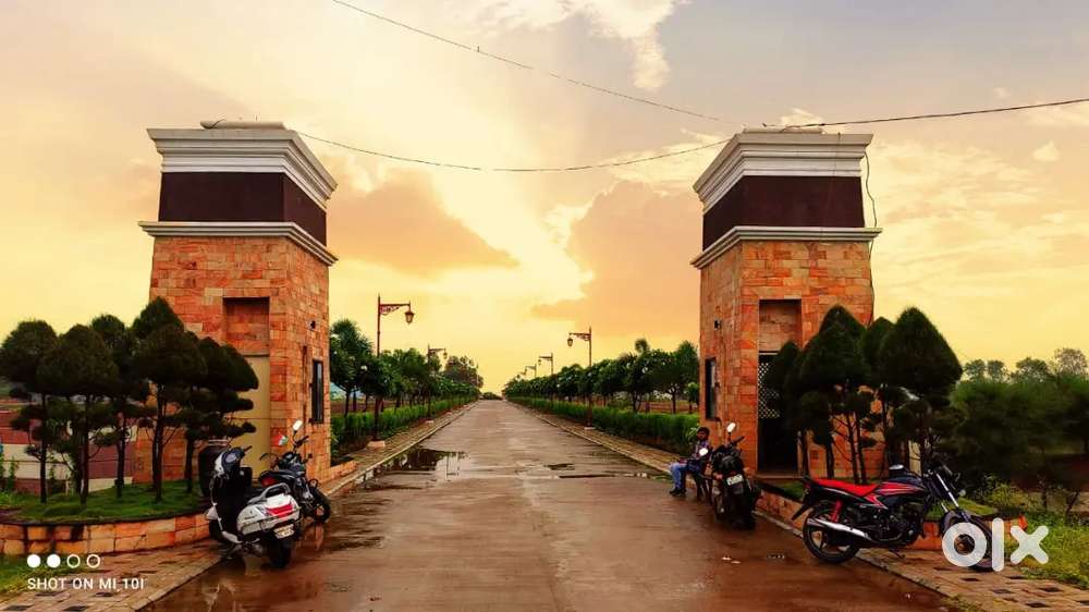 All size plots & Row house available