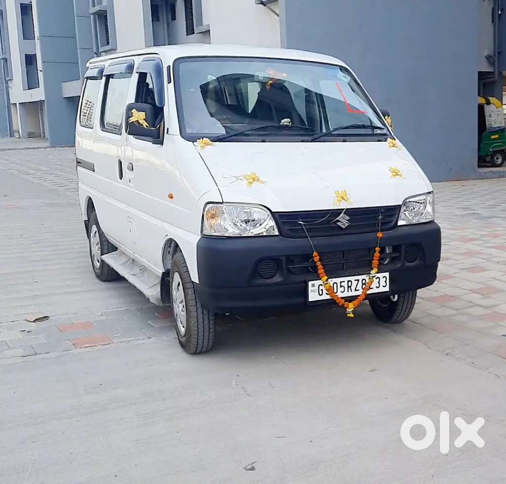 Eeco gaadi for school van and travelling