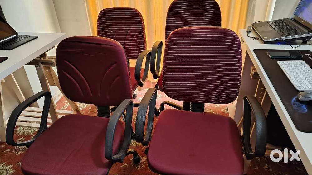 Good quality Office furniture