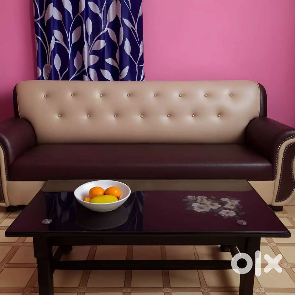 Lather Sofa set.. one long 4 seater and 2 small 1seater