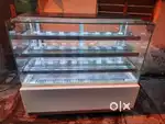 4x2 ft cooling showcase