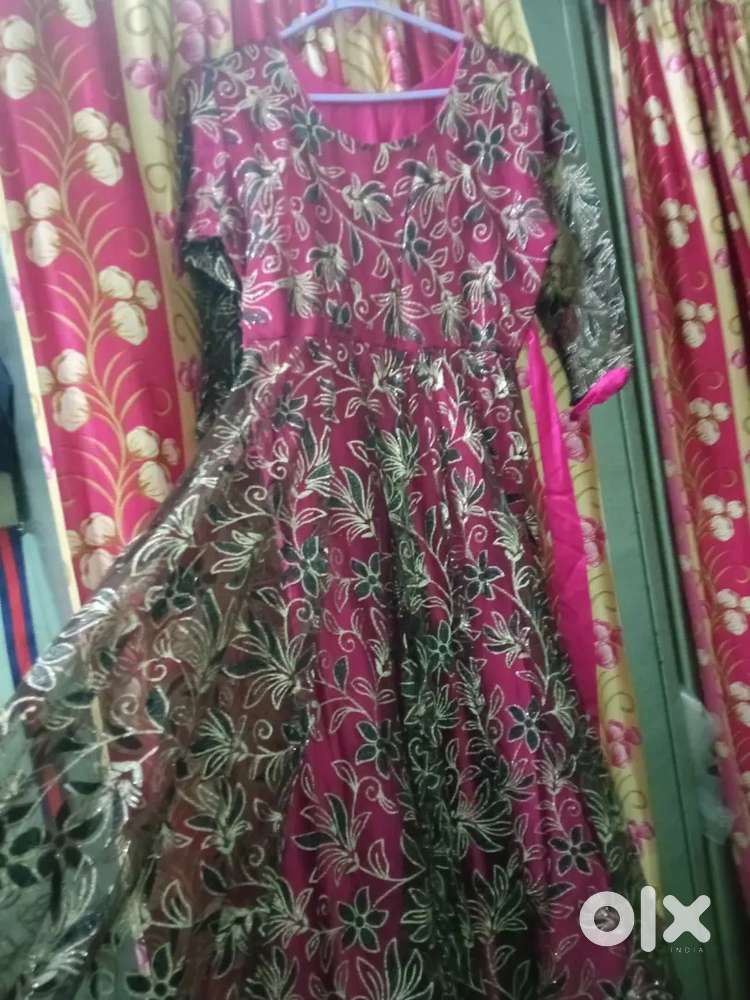 Suits and gawns once time used and m size