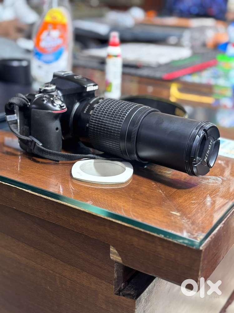 Nikon DSLR D5300 with big 70-300mm lens