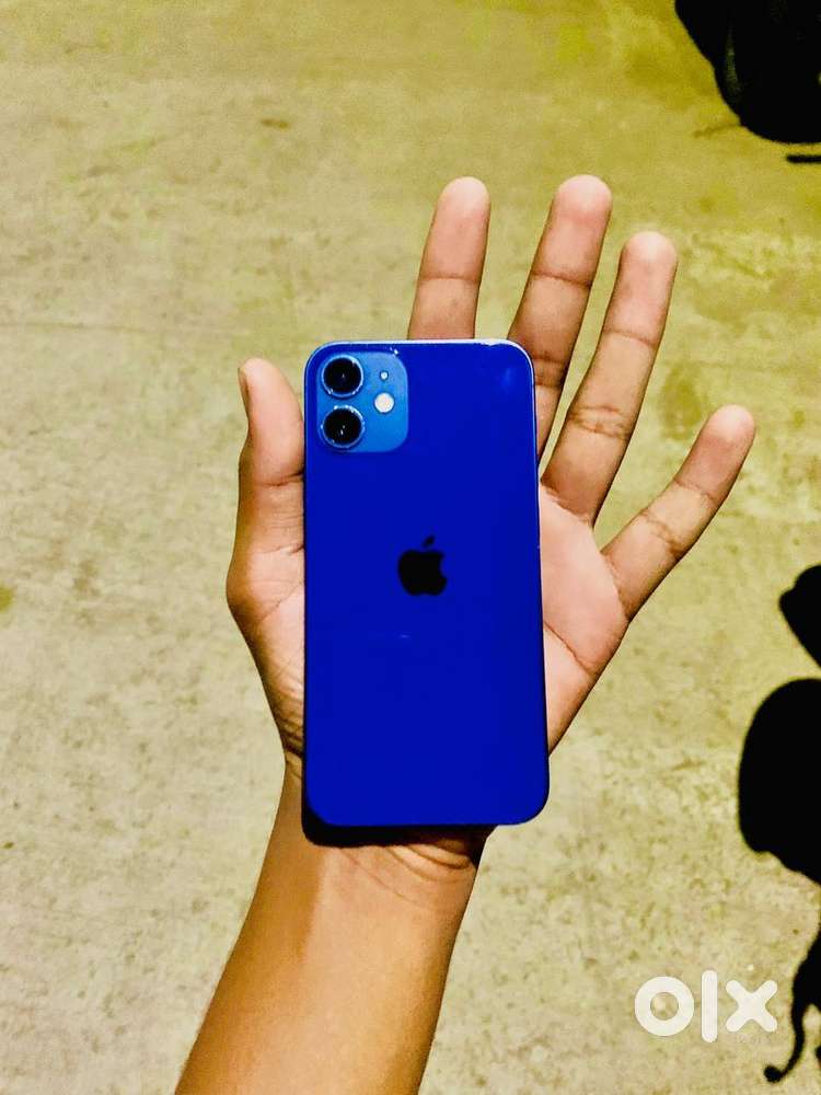 iphone 12 MINI (64gb) battery:86 bill available no dent
