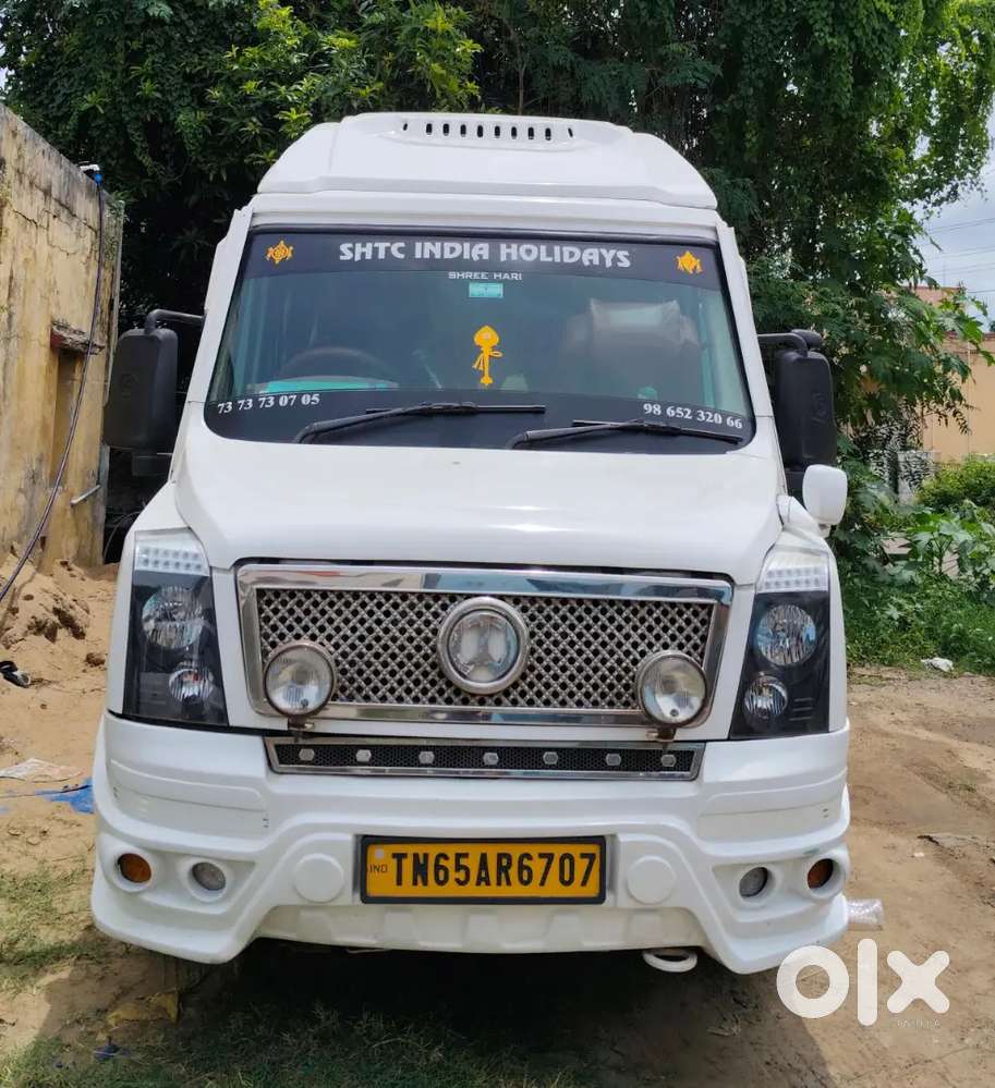 Driver Wanted T Board With Badge Age 25 yr