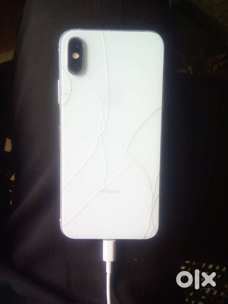 Iphone xs battery health100%