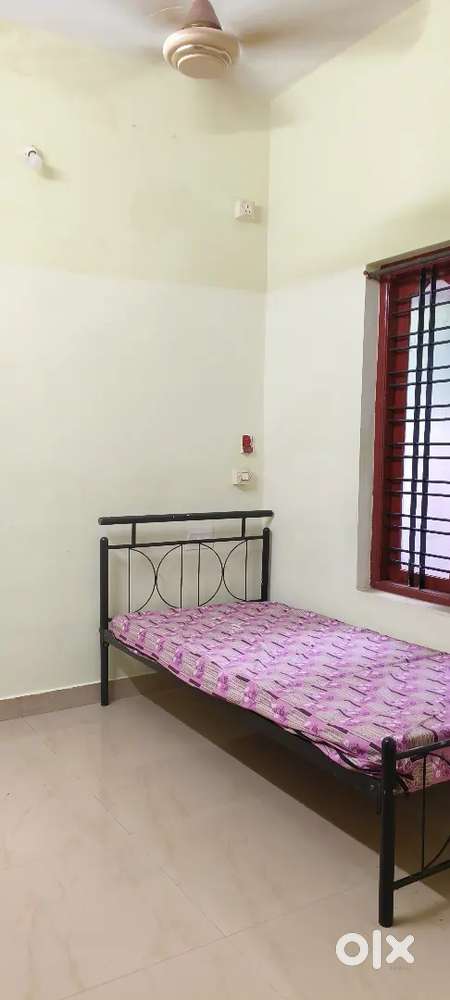 Gents furnished PG available near Kazhakootam Junction