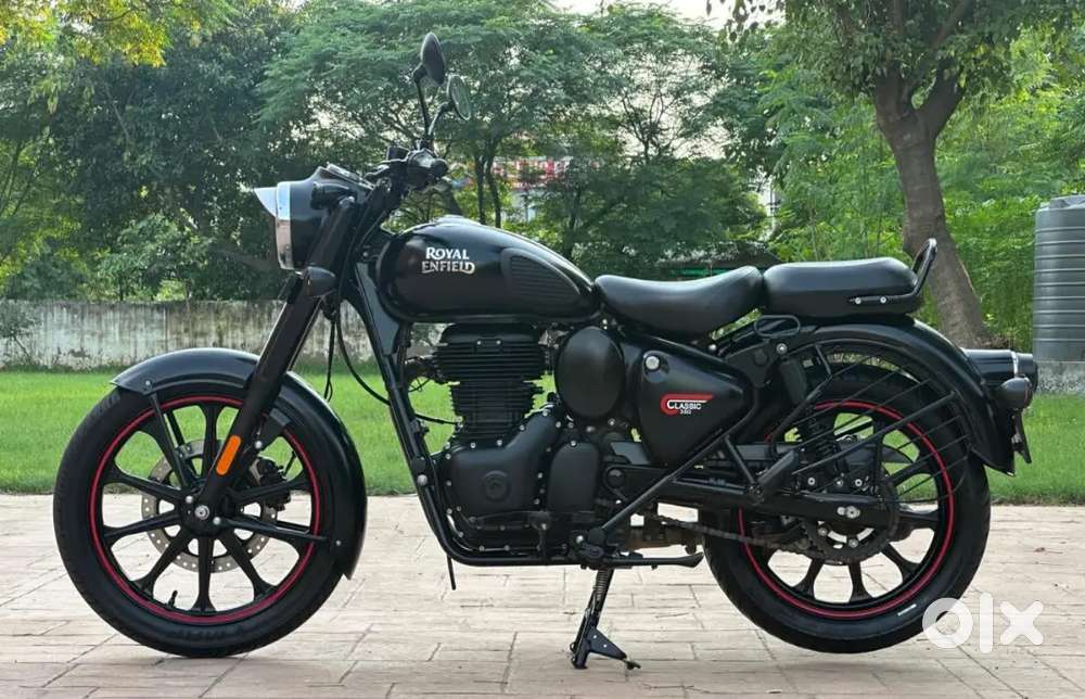 Reborn Stealth Black Classic 350cc