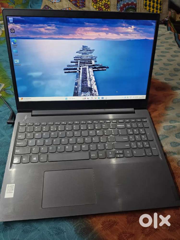 Lenovo Gaming Ryzen 5 laptop
