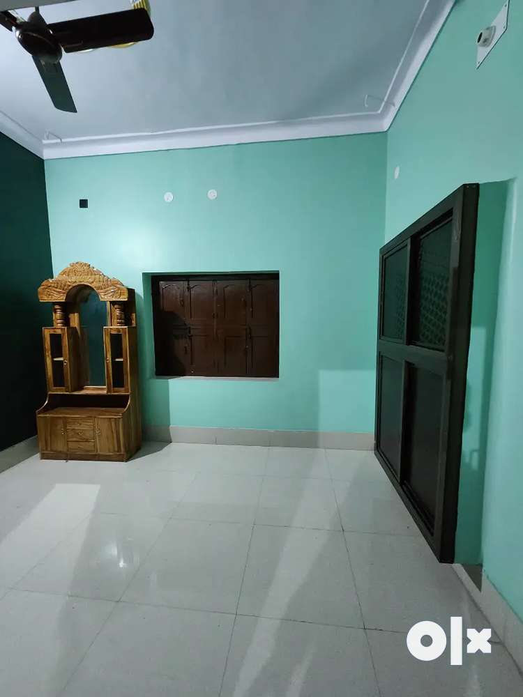 2BHK for family and working women