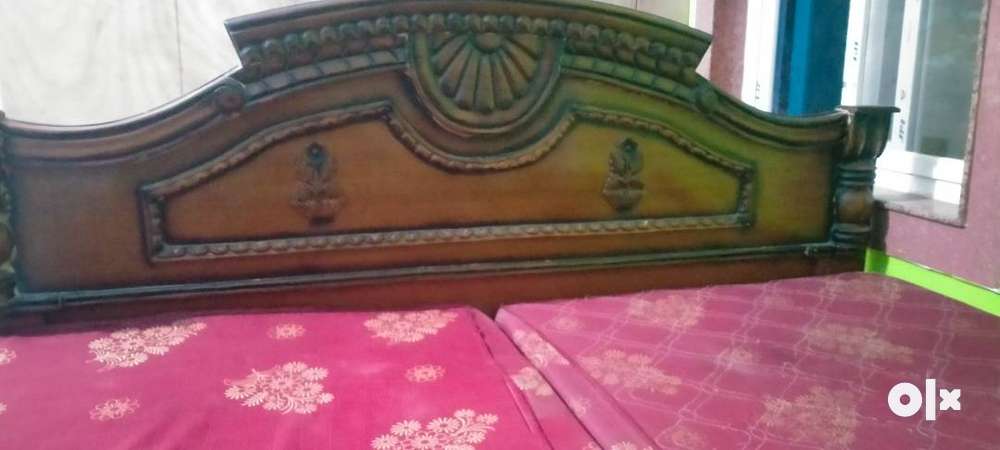 King size box bed teak with mattress