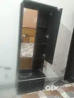 Dressing table