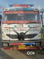 4923 tata trailer