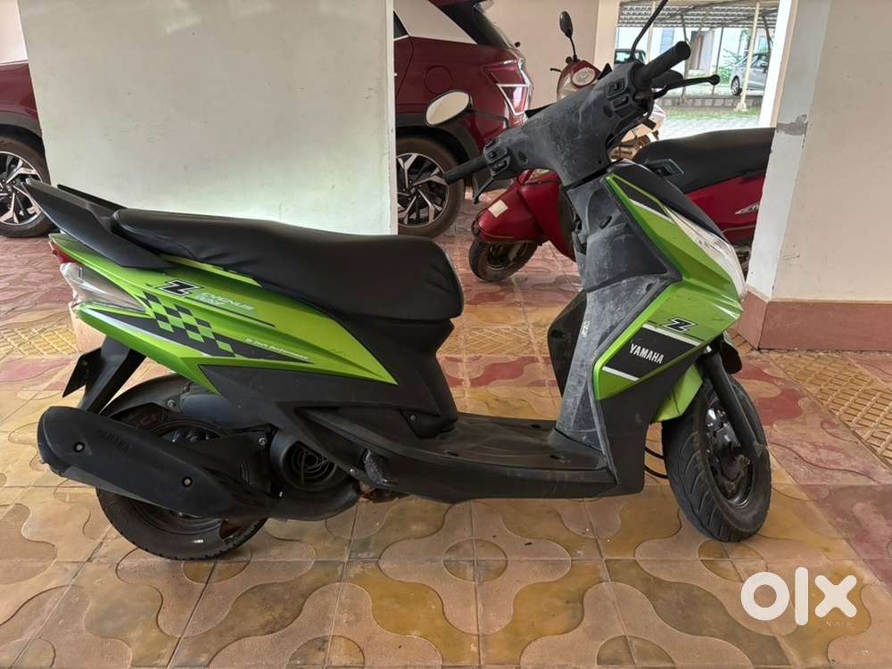 First hand Yamaha scooty in properly maintained running condition