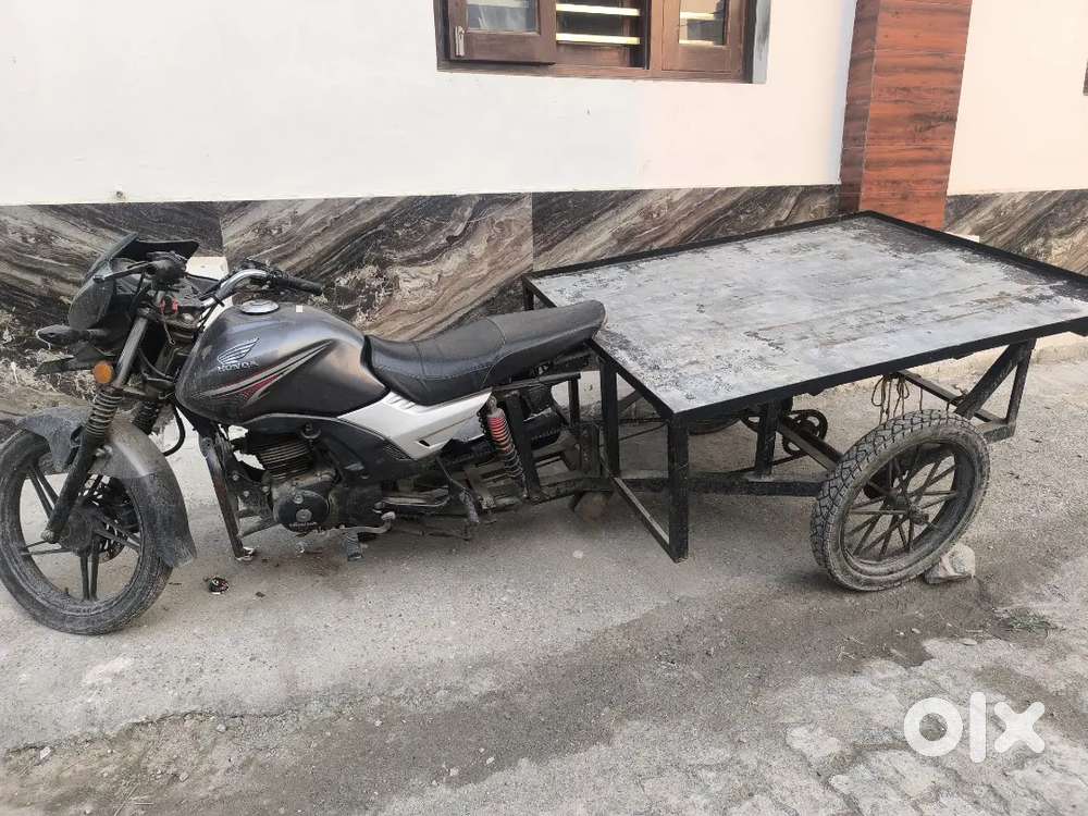 Honda shine cb125. Rehdi for fruits and vegetables