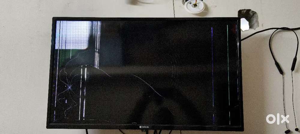 Motorola 32 inch Tv Damage Screen