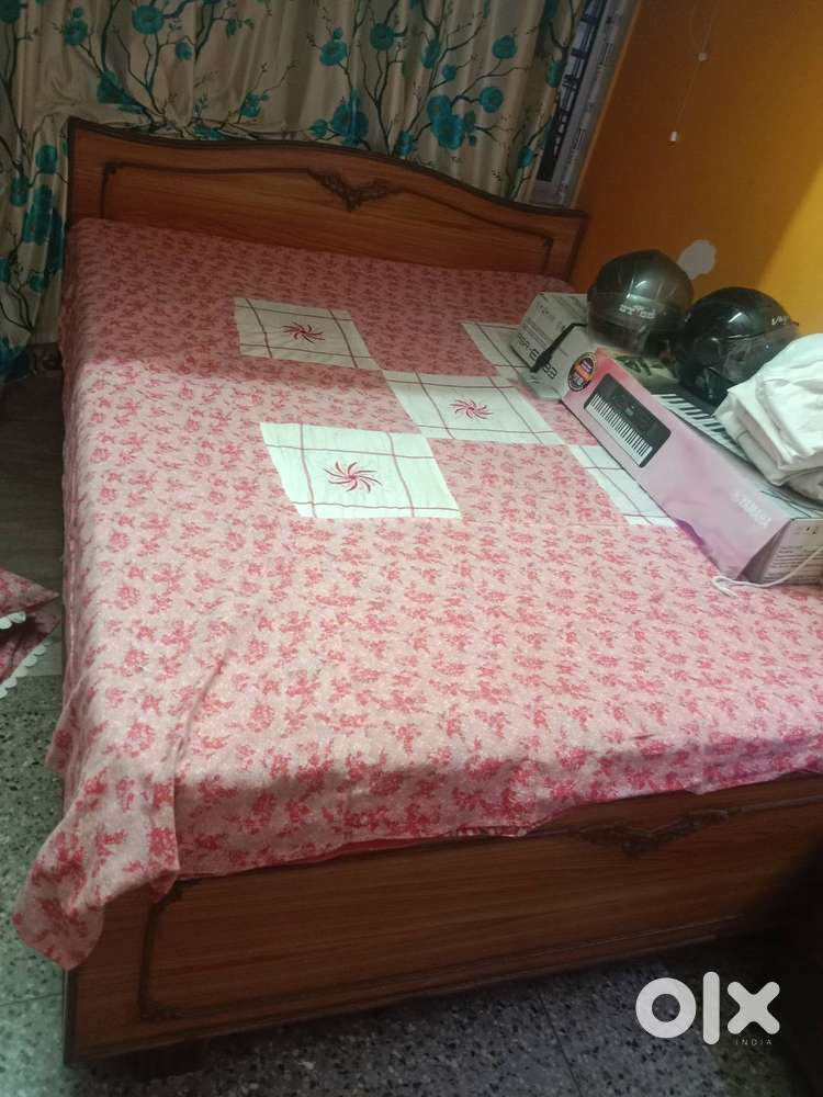 Double bed and sofa and washing machine sale