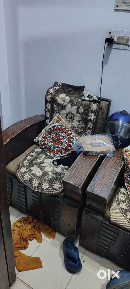 2 Seater Sofa set