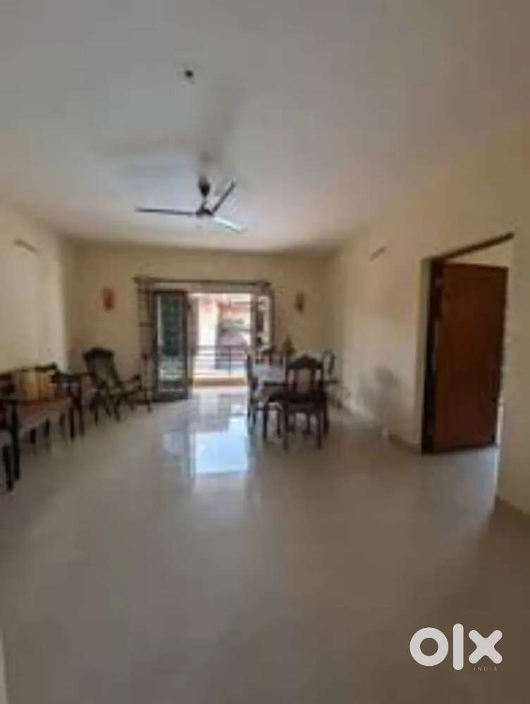 Near bhanugudi Junction Commercial flat
