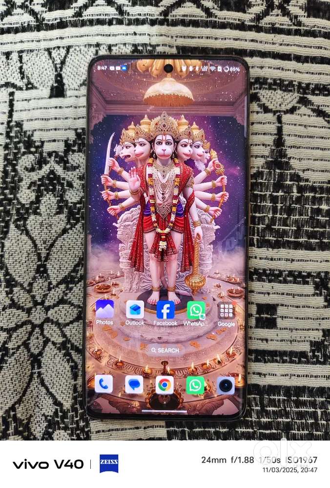 I want to sell my realme 8+128 5g curved display